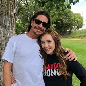 Meet your Posher, Tanis